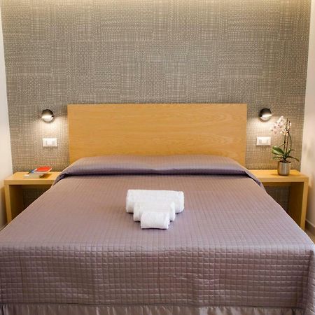 Tuile 34 Bed and Breakfast Λέτσε Εξωτερικό φωτογραφία